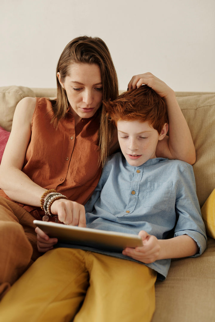 How to Lower EMF Exposure on iPads for Safe Family Tablet Use